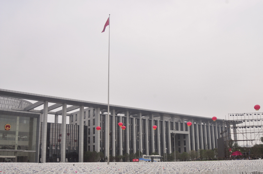 求欣赏一下镇江市政府大楼美图| 南山茶馆