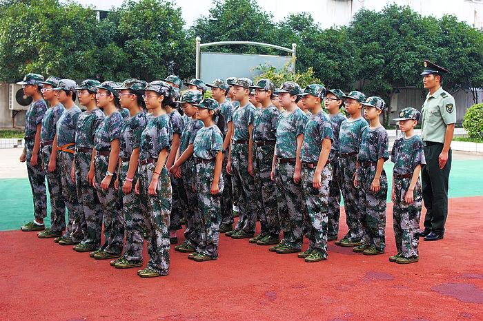 江大军训对头发有要求吗?